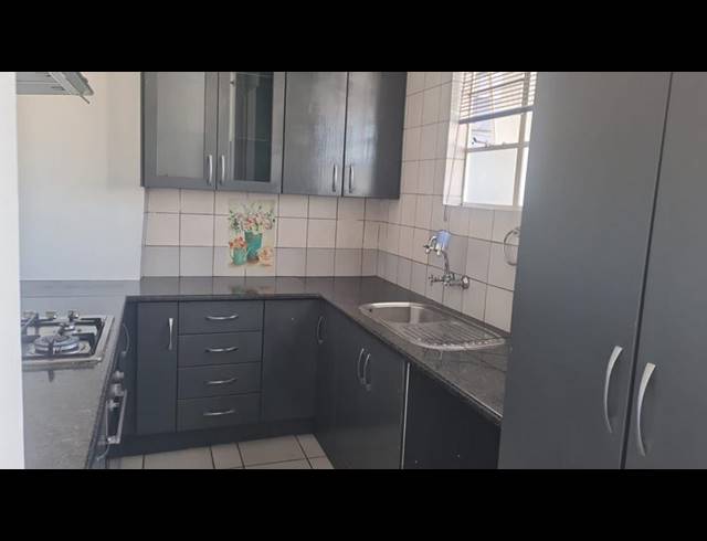 3 BEDROOM APARTMENT FOR SALE IN BEDFORD GARDENS